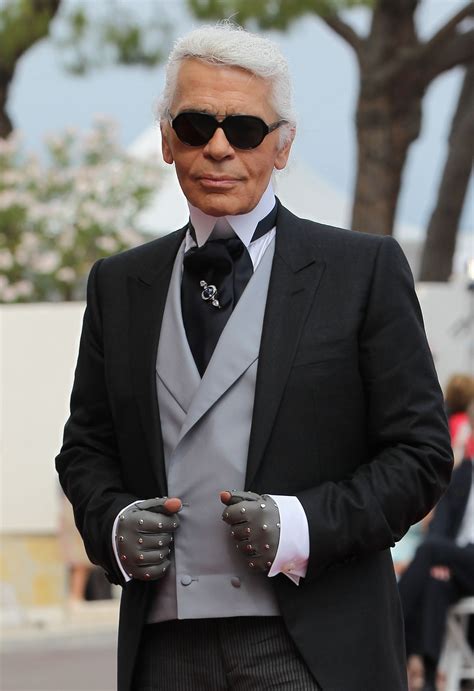 did karl lagerfeld design for gucci|Karl Lagerfeld fashion designer.